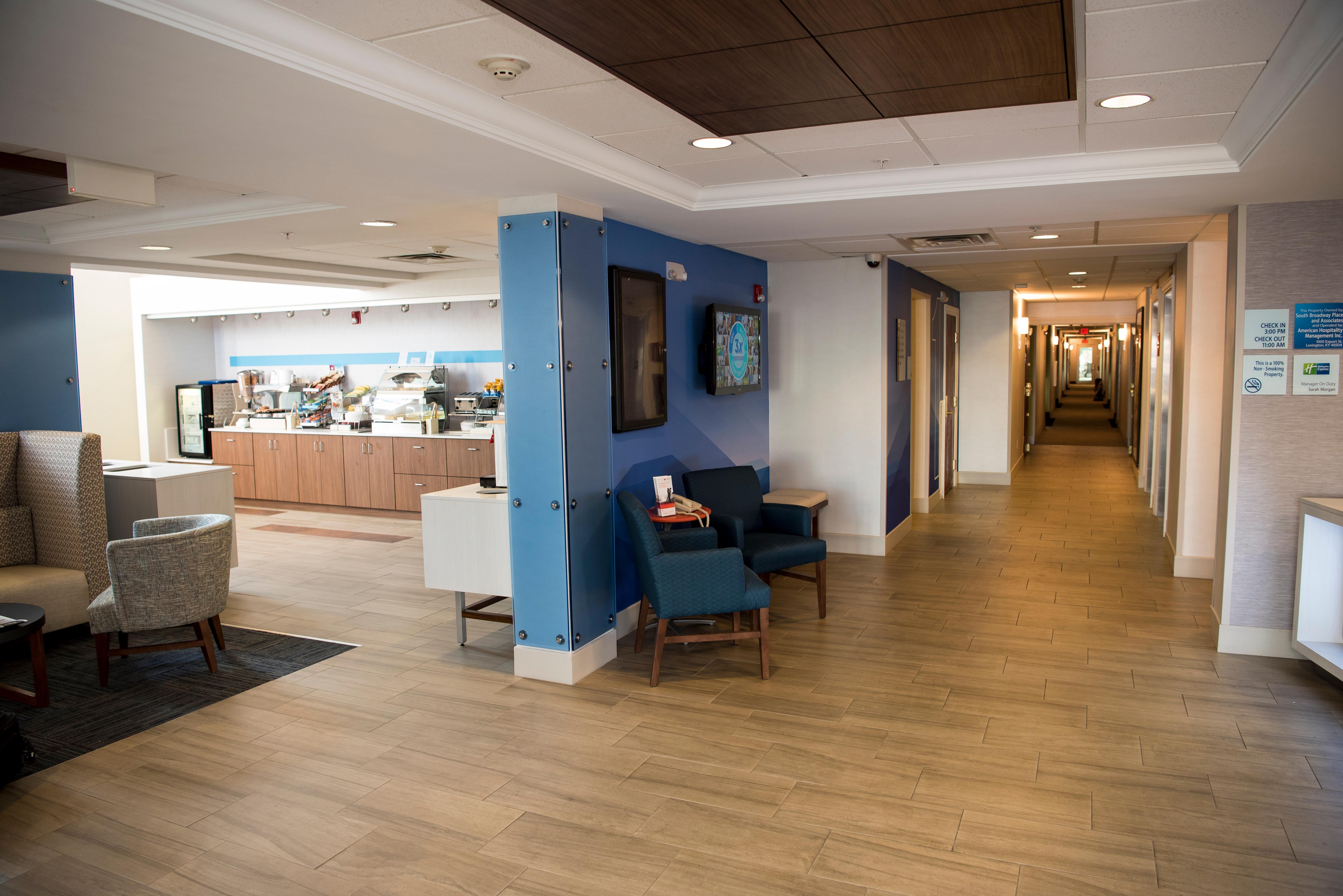 Holiday Inn Express Hotel & Suites Lexington-Downtown University By Ihg Екстериор снимка