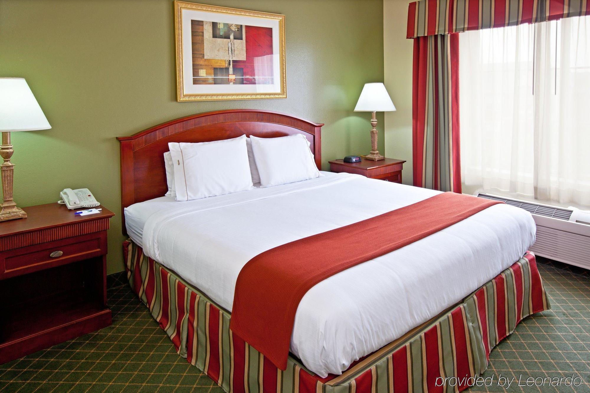 Holiday Inn Express Hotel & Suites Lexington-Downtown University By Ihg Екстериор снимка