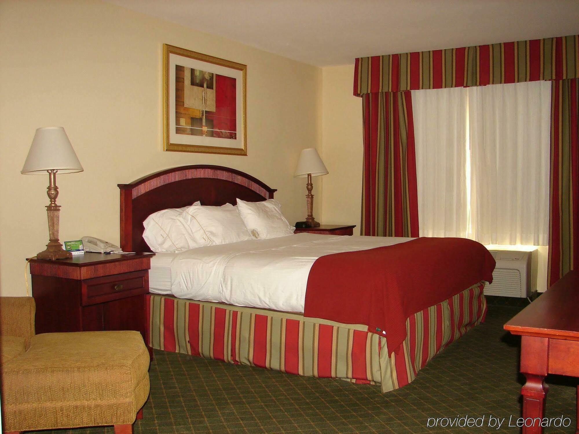 Holiday Inn Express Hotel & Suites Lexington-Downtown University By Ihg Екстериор снимка