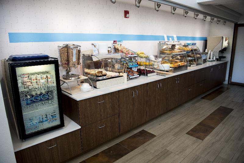 Holiday Inn Express Hotel & Suites Lexington-Downtown University By Ihg Екстериор снимка